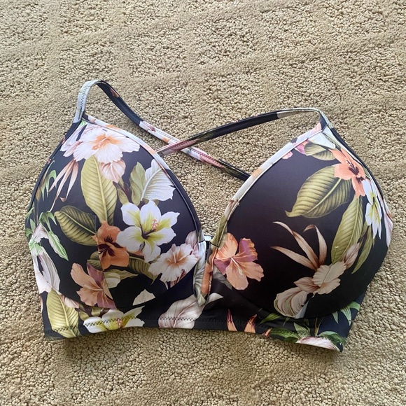 Shade & Shore Floral Bikini Top - Picture 1 of 7